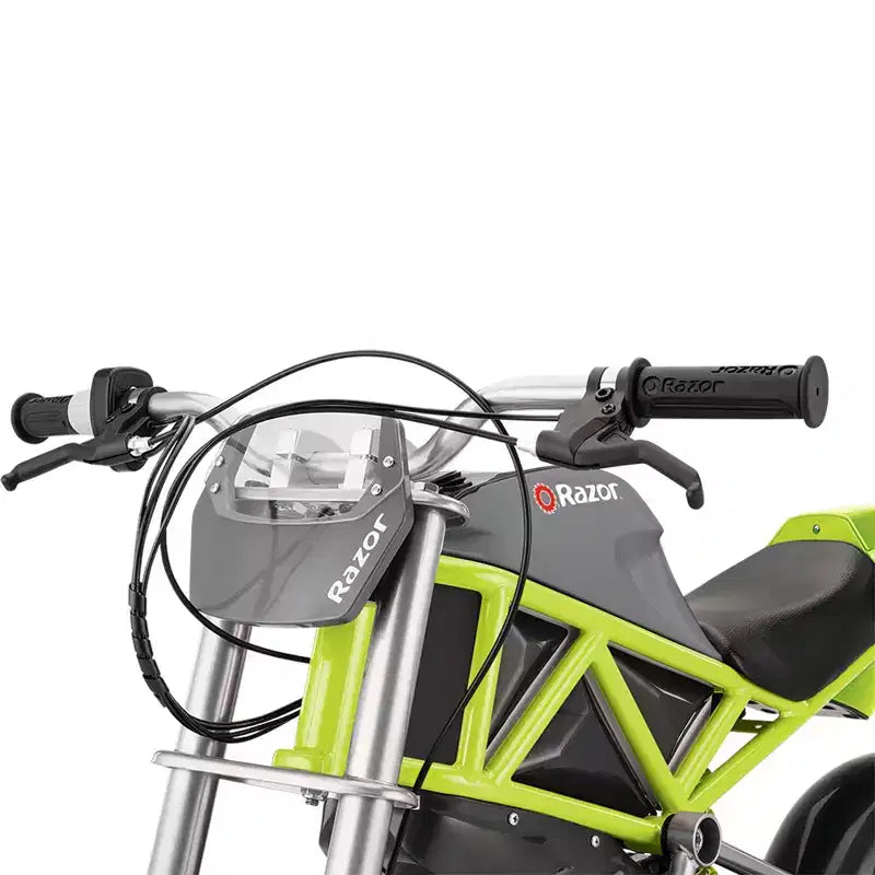 Bicicleta eléctrica Razor RSF650 con neumáticos, motor accionado por cadena y compartimento oculto. Soporta 220 libras y alcanza velocidades de 17 millas por hora.