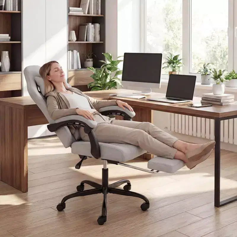 Silla de Ordenador Costway Regulable en Altura con Reposacabezas, Soporte Lumbar, Reposabrazos de Enlace Negro/Gris