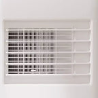 Acondicionador de Aire Portátil de 10,000 BTU - Aire Acondicionado Inteligente 3 en 1 (Enfriar/Deshumidificar/Ventilador) para 41.8 m². Incluye Control Remoto con Pantalla LED, Modo Noche y Kit para Ventana