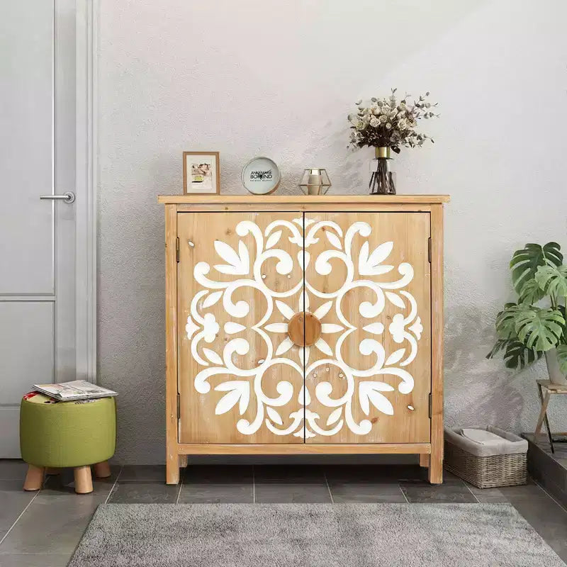Gabinete rústico de madera con puertas talladas con motivos florales, gabinete de almacenamiento de 2 puertas para sala de estar