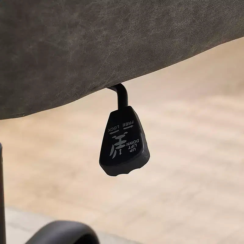 Silla de oficina de cuero sintético de primera calidad con ajuste de altura - Adecuada para usar en oficinas, dormitorios, tocadores y otros entornos interiores