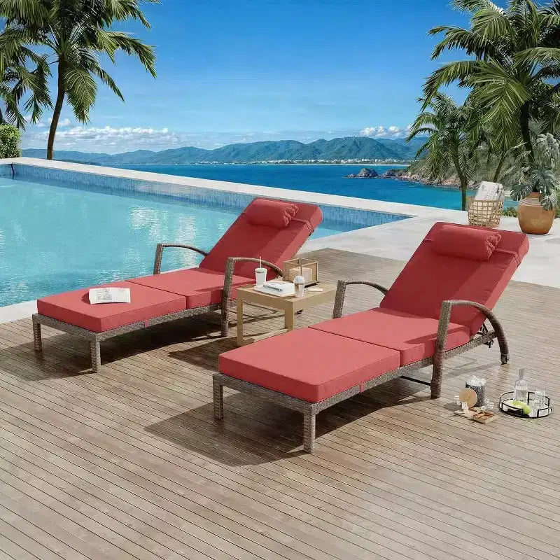Chaises longues de jardin en rotin, transats de patio inclinables et réglables 5 positions, avec accoudoirs, coussins, oreillers et roulettes
