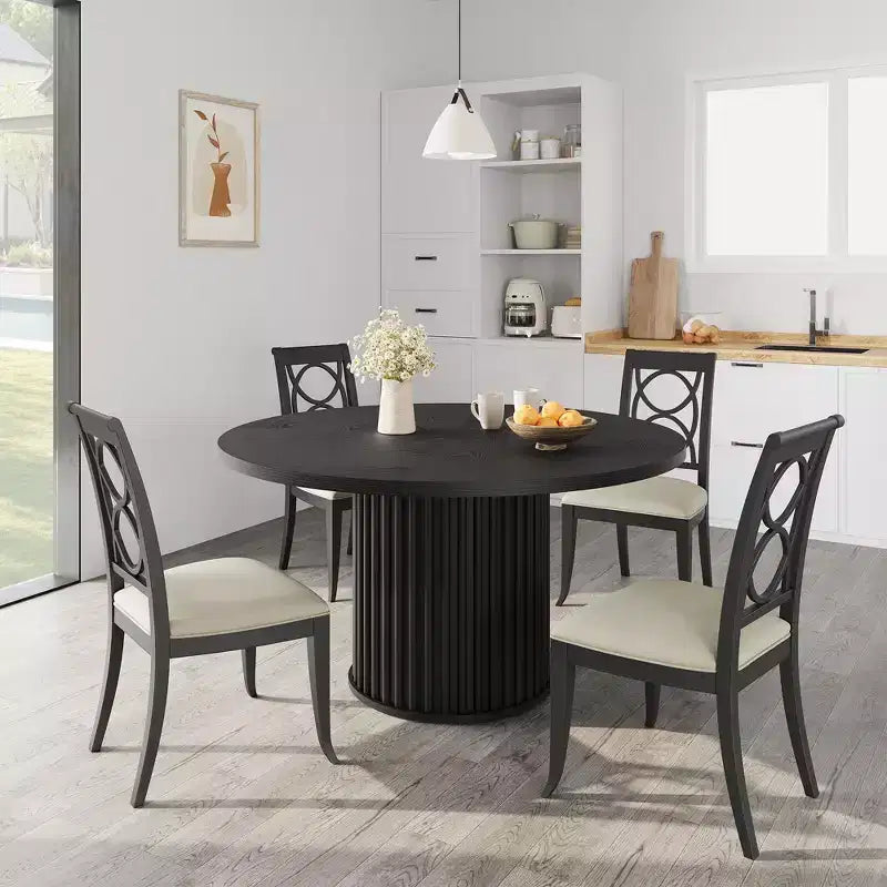 Table de salle à manger ronde de style ferme moderne pour 4 à 6 personnes, table circulaire de 119 cm, base piédestal cannelée en métal robuste, design compact pour cuisine et salle à manger