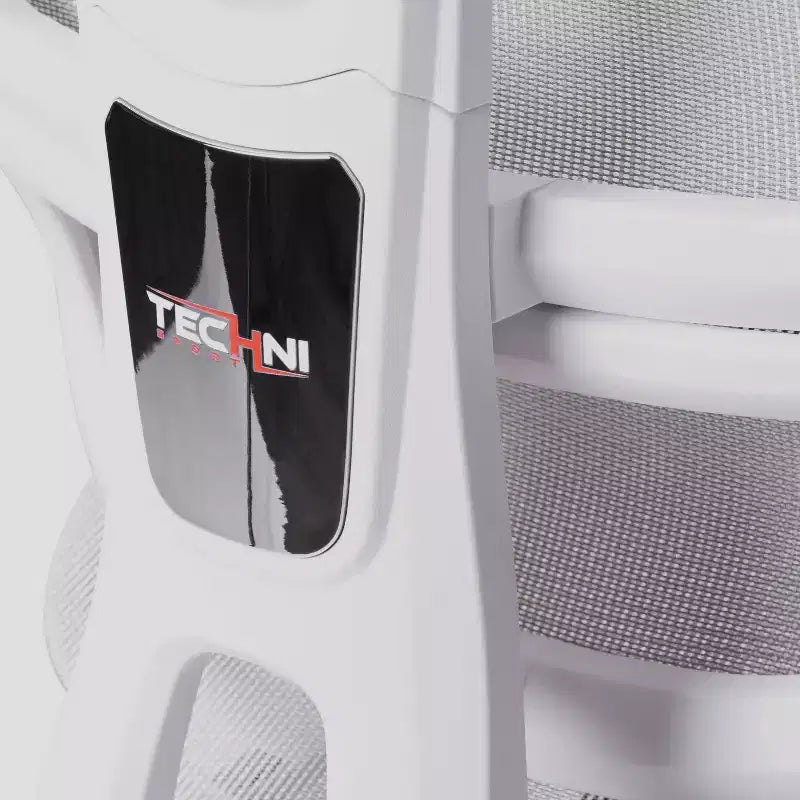 Silla de juego Airflex2 de malla con reposapiés blanca - Techni Sport: Inclinación sincronizada, capacidad de 124,7 kg, diseño ergonómico