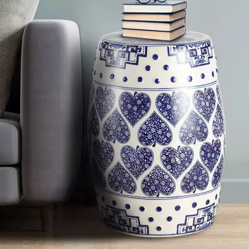 JONATHAN Y Happy Hearts 17.8 Chinoiserie Ceramic Drum Garden Stool/Accent Table, Blue/White