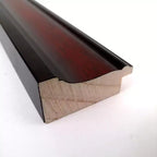 Espejo de pared con marco de madera biselado Rubino Cherry Scoop de Amanti Art