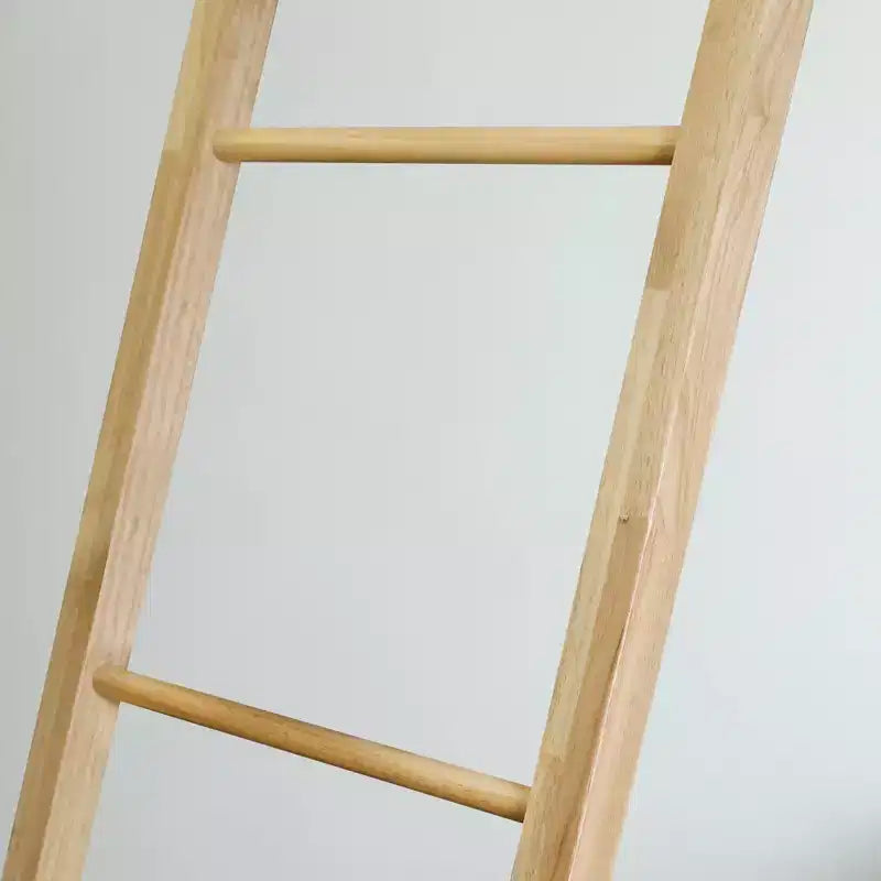 Escalera decorativa de madera maciza - Flora Home