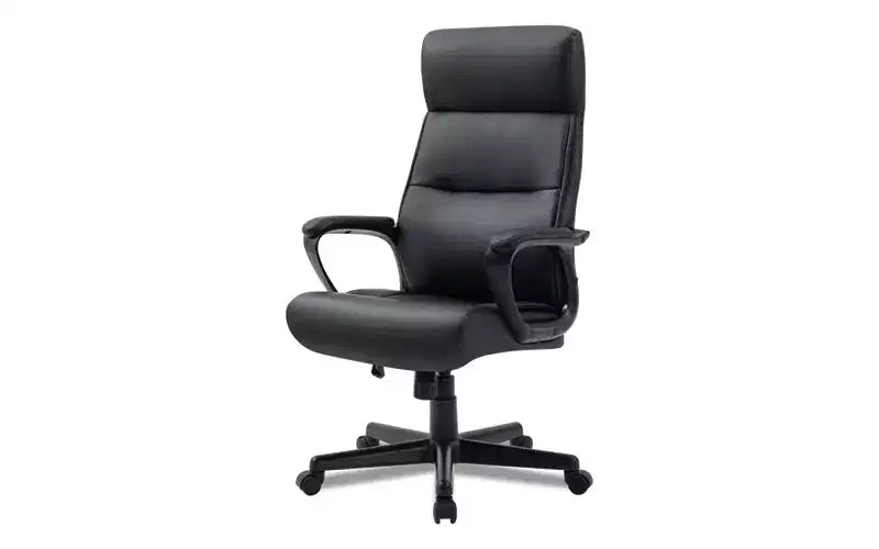 Silla de trabajo con respaldo alto, soporta hasta 124.74 kg, altura del asiento de 44.60 a 54.30 cm, asiento/respaldo negro, base negra