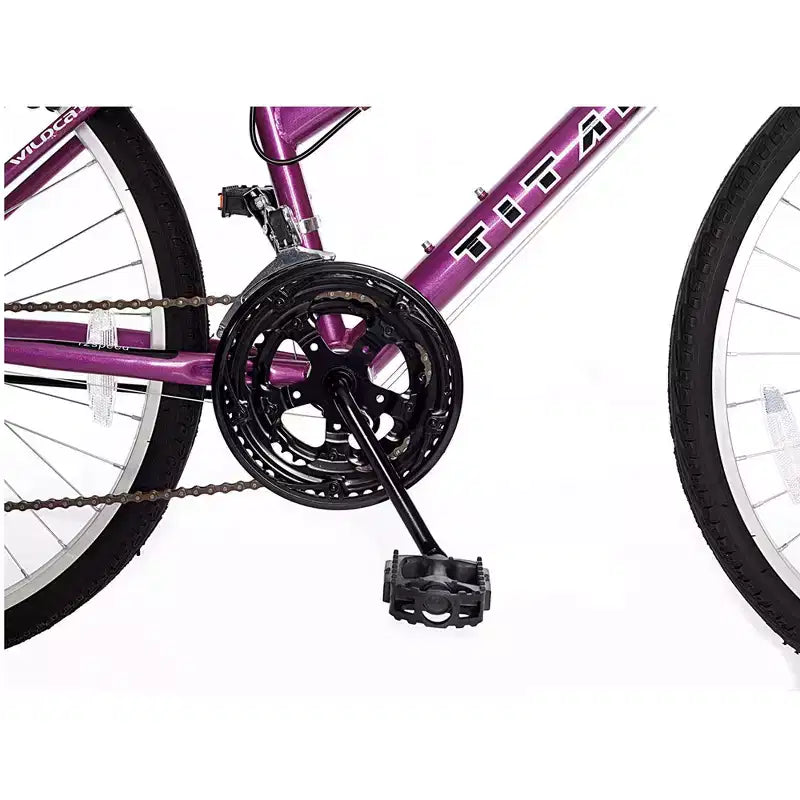 Bicicleta de montaña Titan Bikes Wildcat de 12 velocidades para mujer, morada